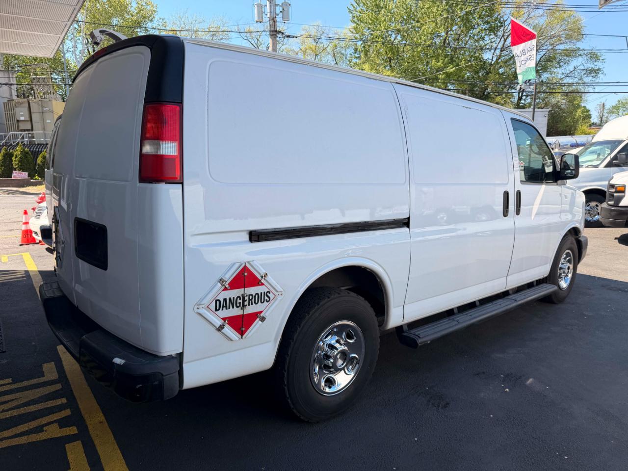 GMC Savana G2500 Cargo 2012