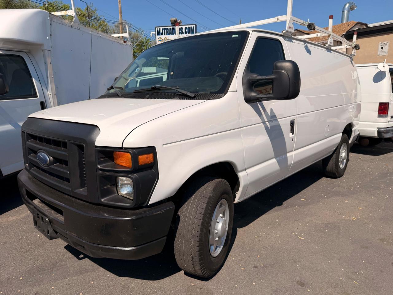 Ford Econoline E-250 2012