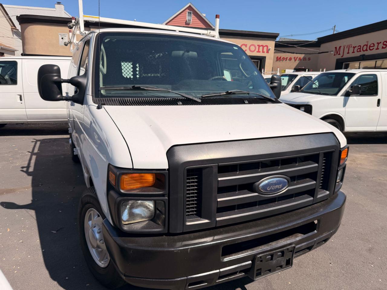 Ford Econoline E-250 2012