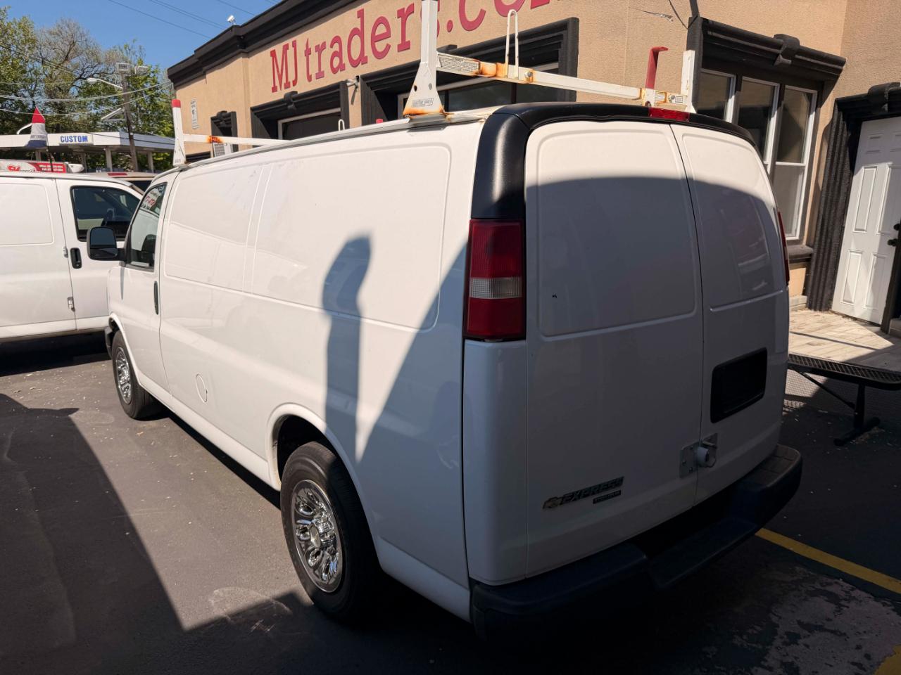 Chevrolet Express 3500 Cargo Extended 2016