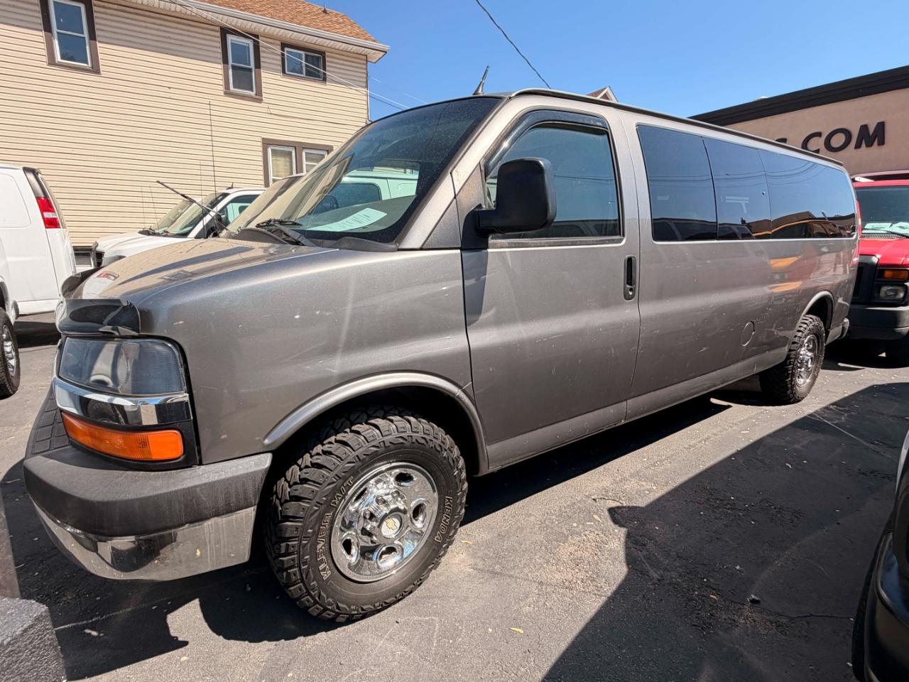 Chevrolet Express LS 3500 Extended 2008