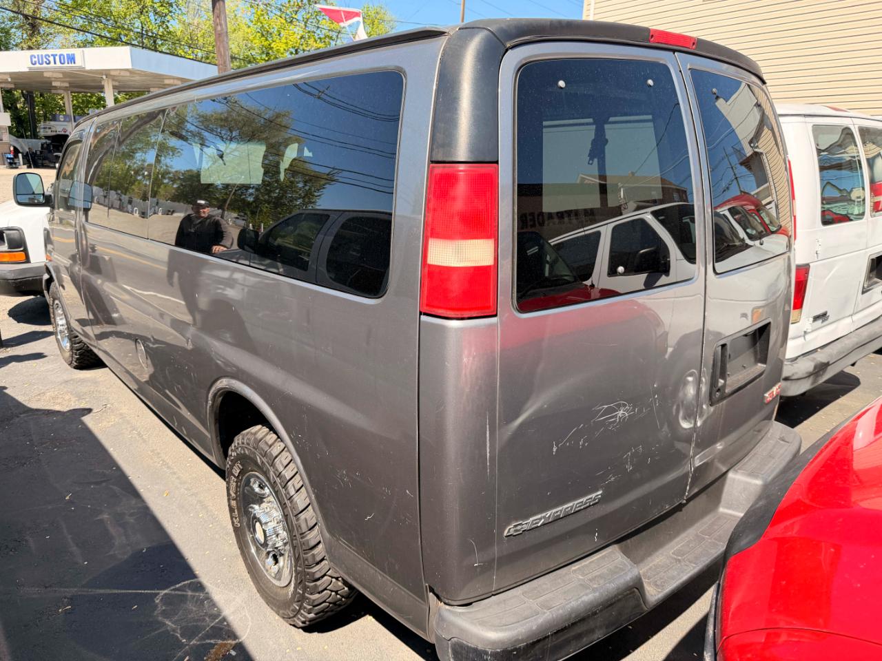 Chevrolet Express LS 3500 Extended 2008