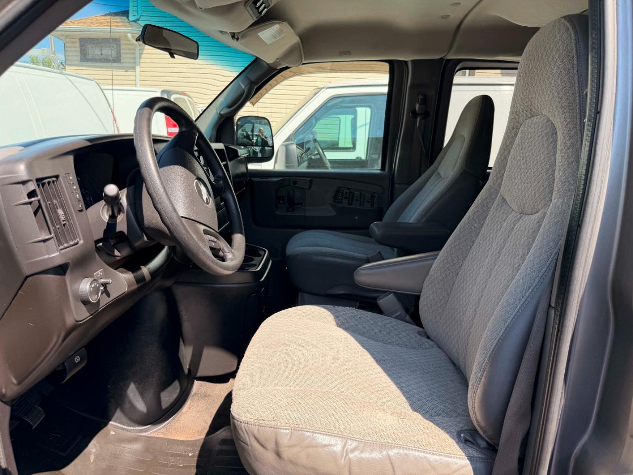 Chevrolet Express LS 3500 Extended 2008