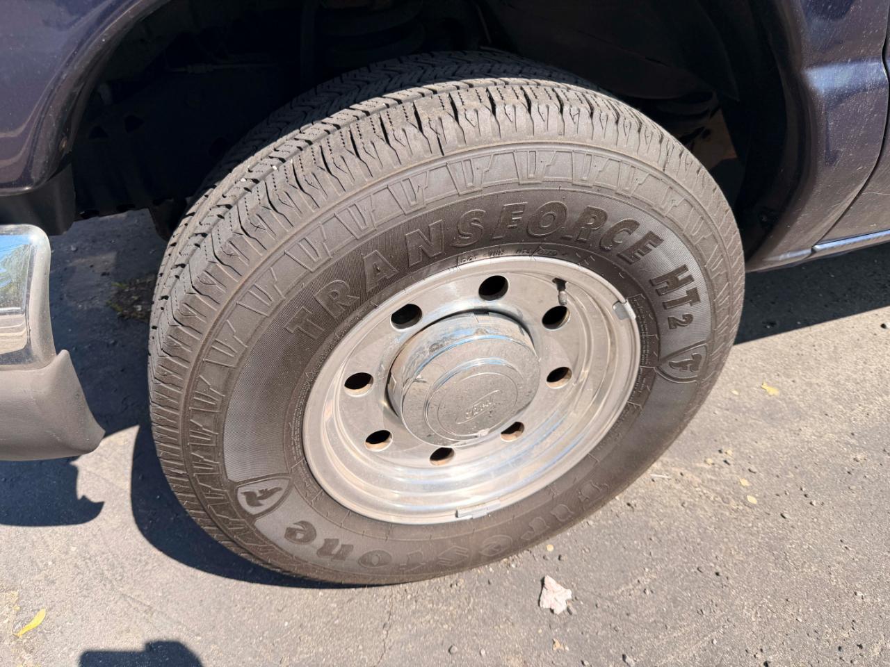 Ford Econoline E-250 2003
