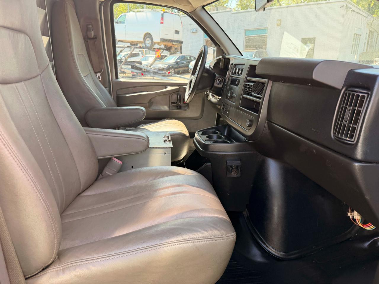 Chevrolet Express 3500 Cargo Extended 2014