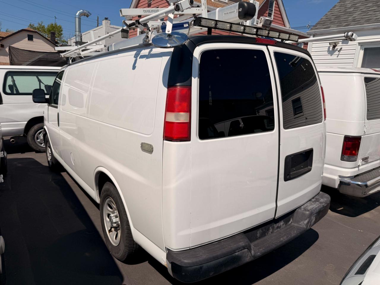 Chevrolet Express 1500 Cargo 2010