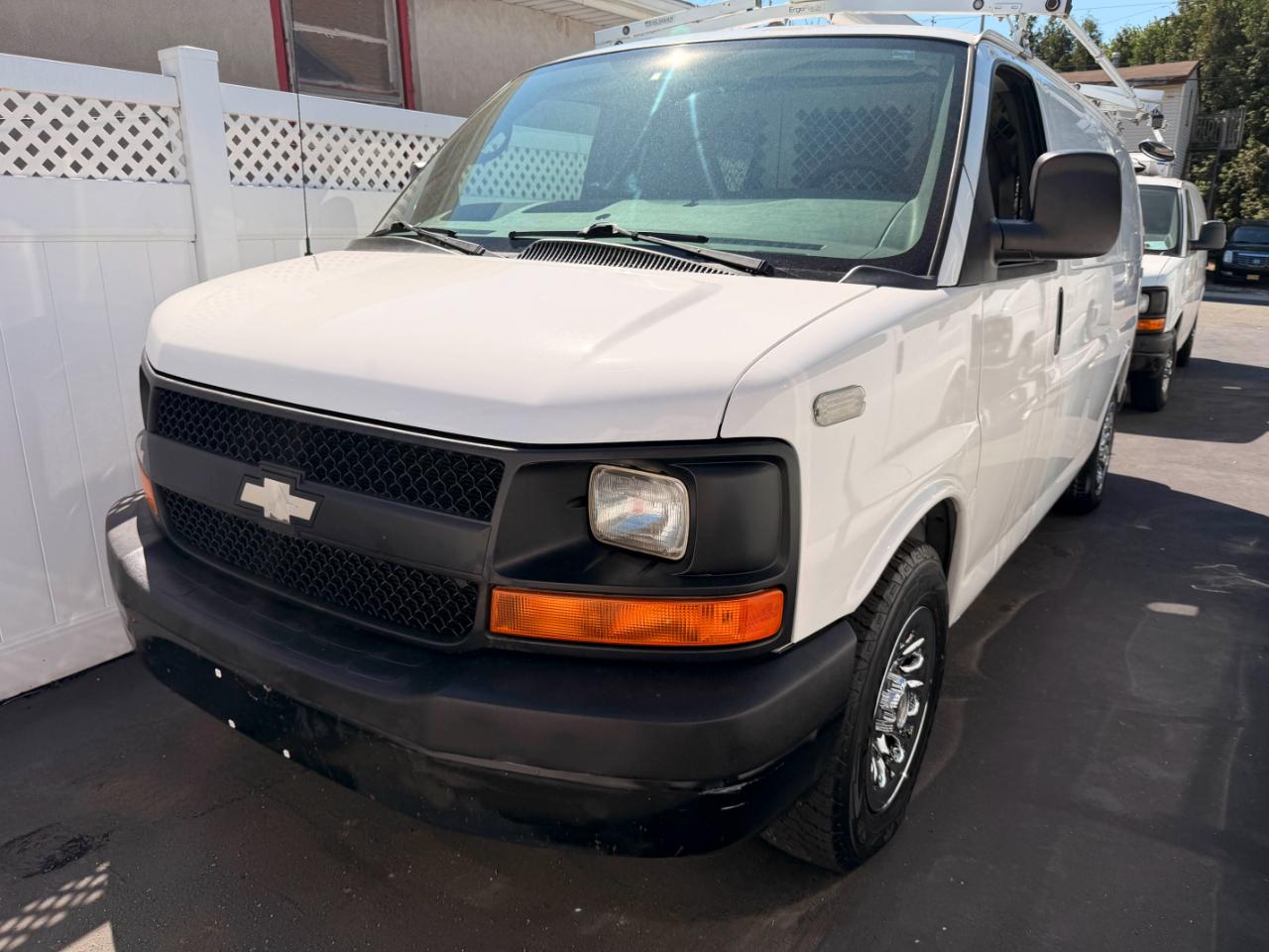Chevrolet Express 1500 Cargo 2010