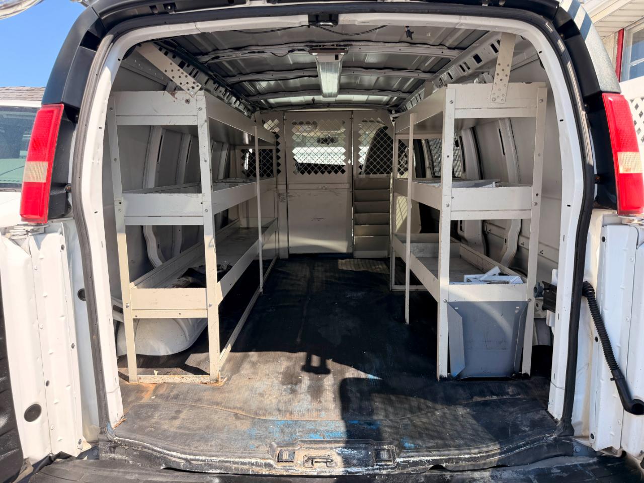 Chevrolet Express 1500 Cargo 2010