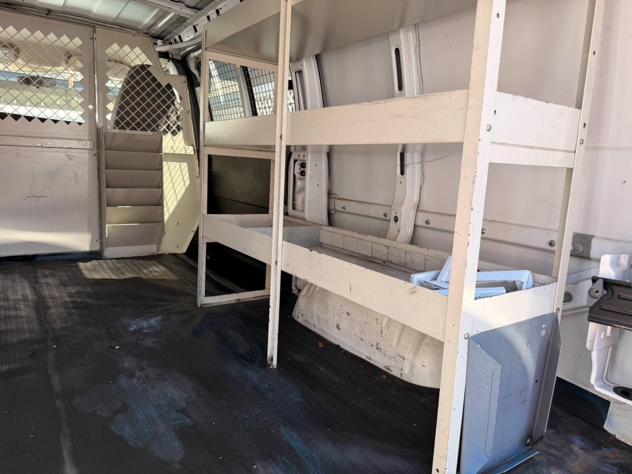 Chevrolet Express 1500 Cargo 2010