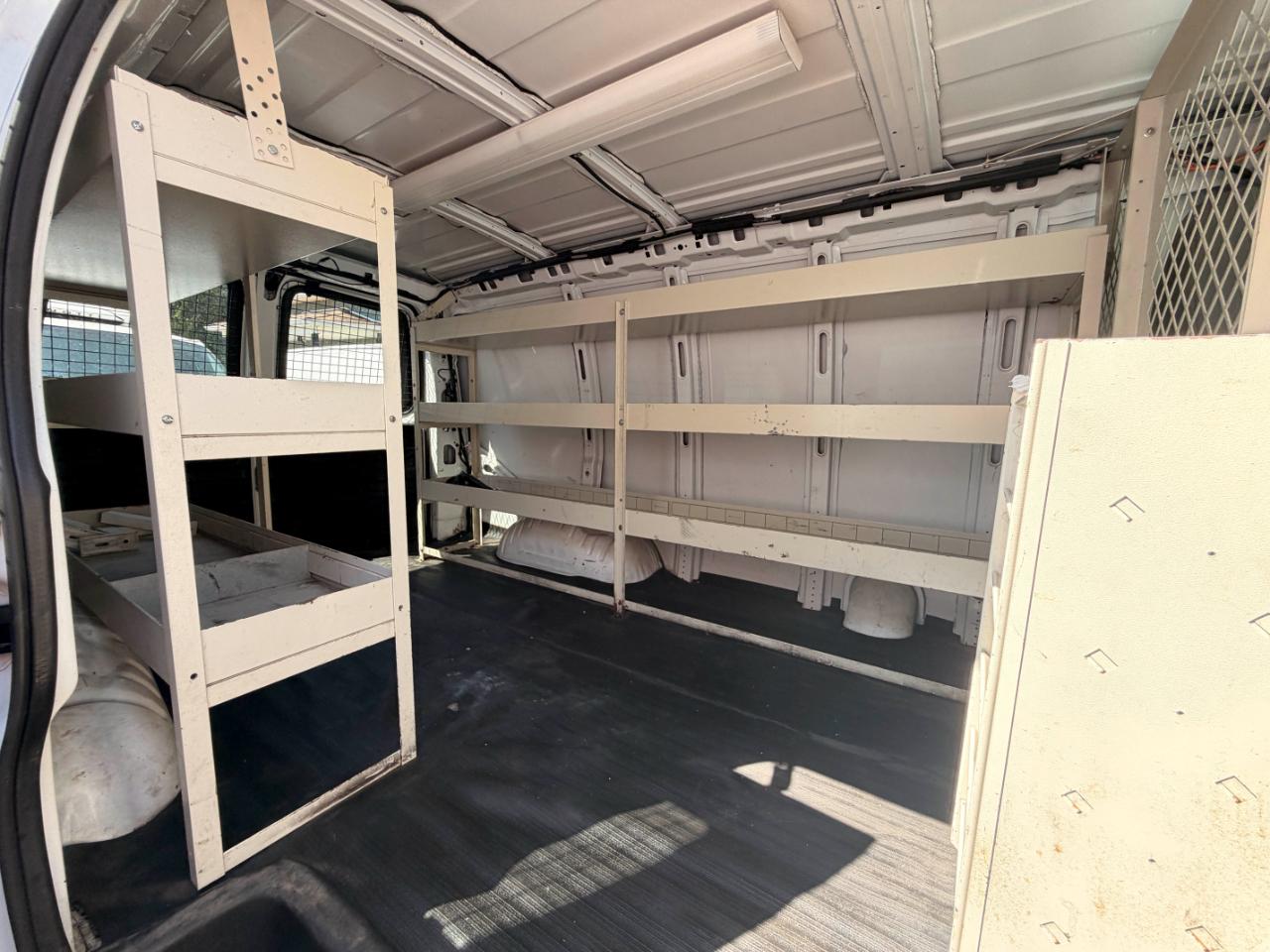 Chevrolet Express 1500 Cargo 2010