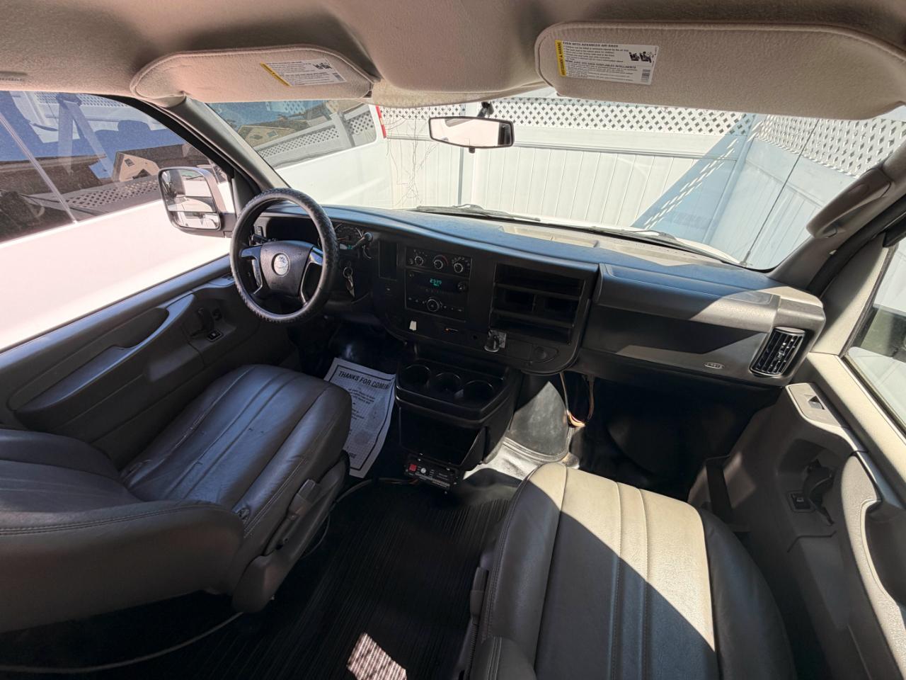 Chevrolet Express 1500 Cargo 2010