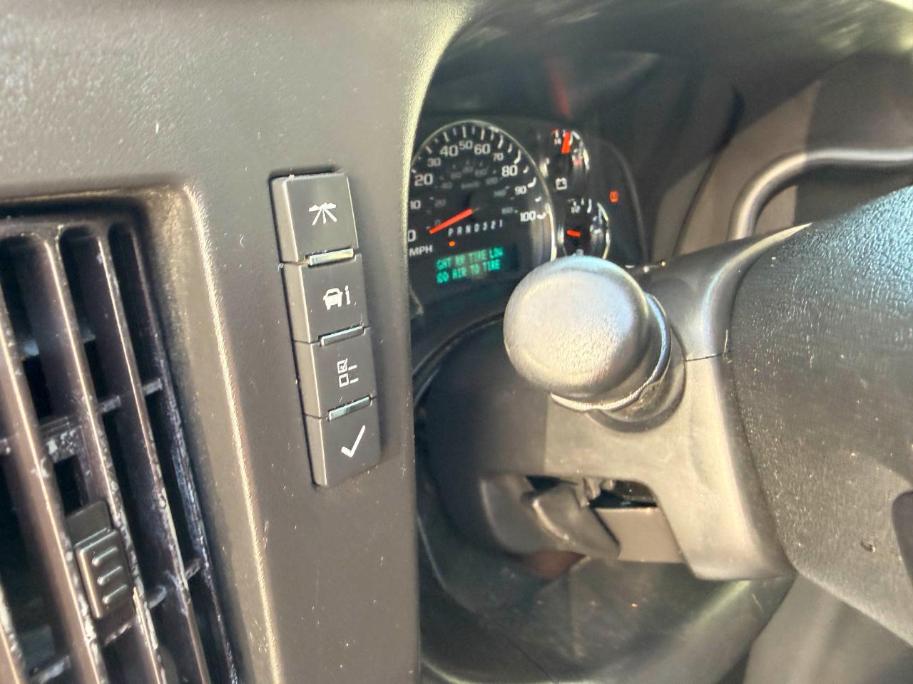 Chevrolet Express 1500 Cargo 2010