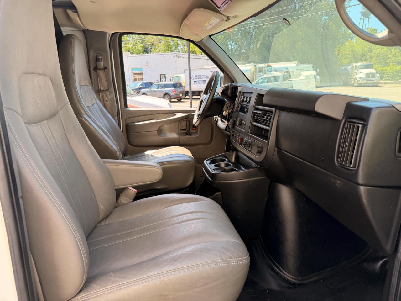 Chevrolet Express 2500 Cargo 2014