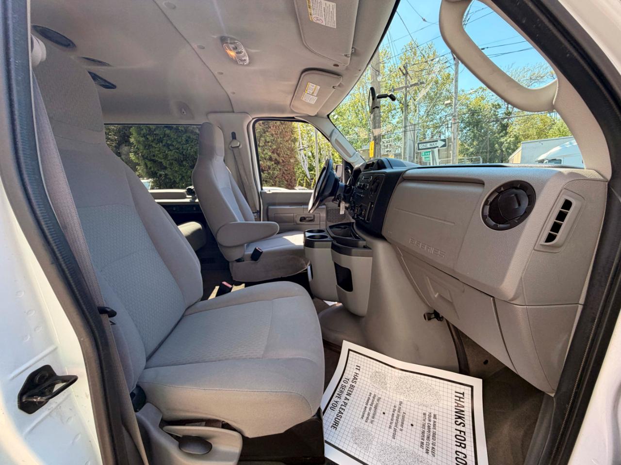 Ford Econoline E-150 XL 2012