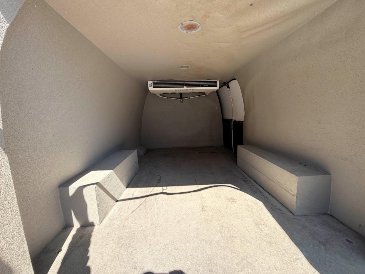 GMC Savana G3500 Cargo 2014