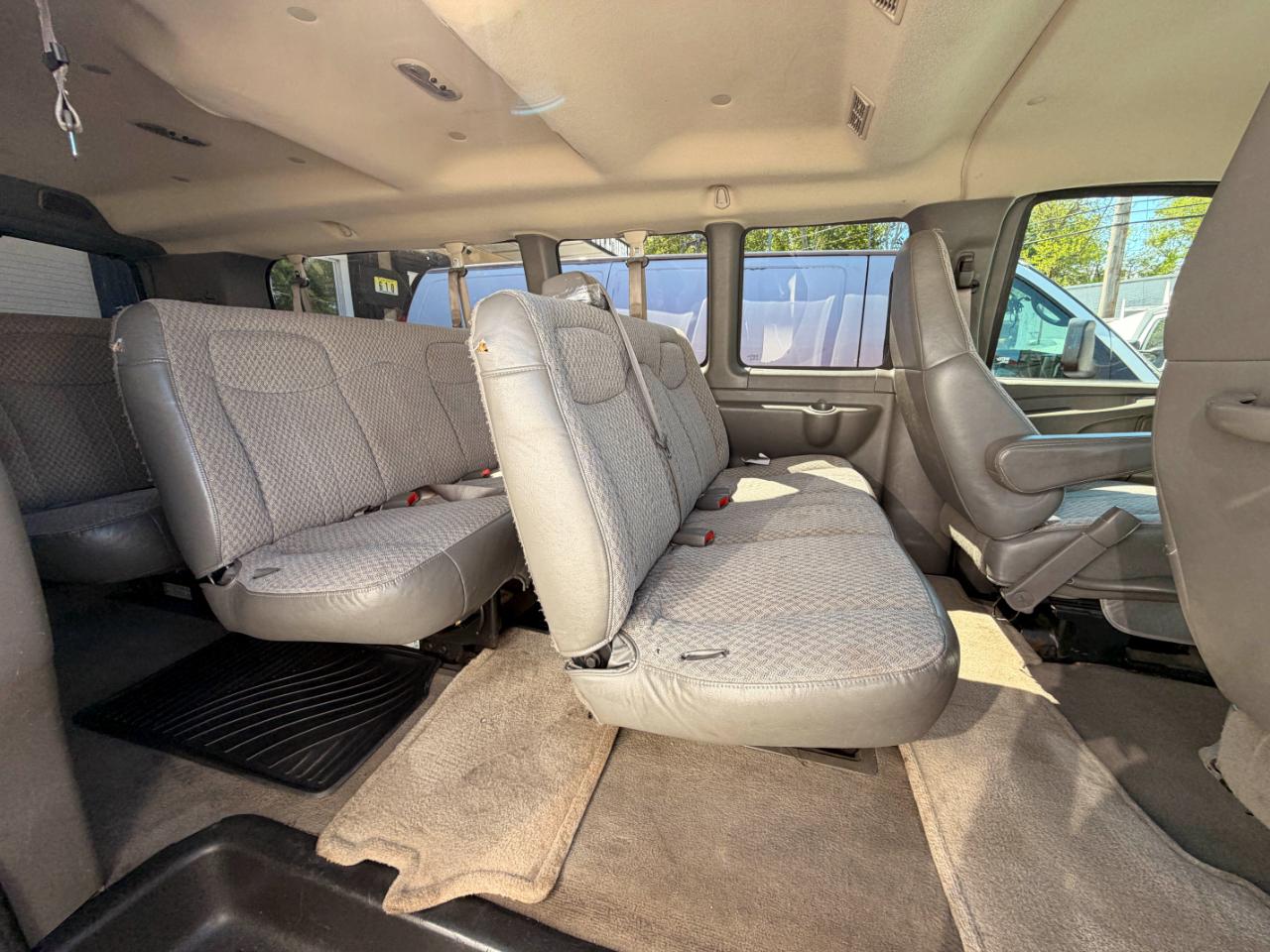 Chevrolet Express LS 3500 Extended 2007