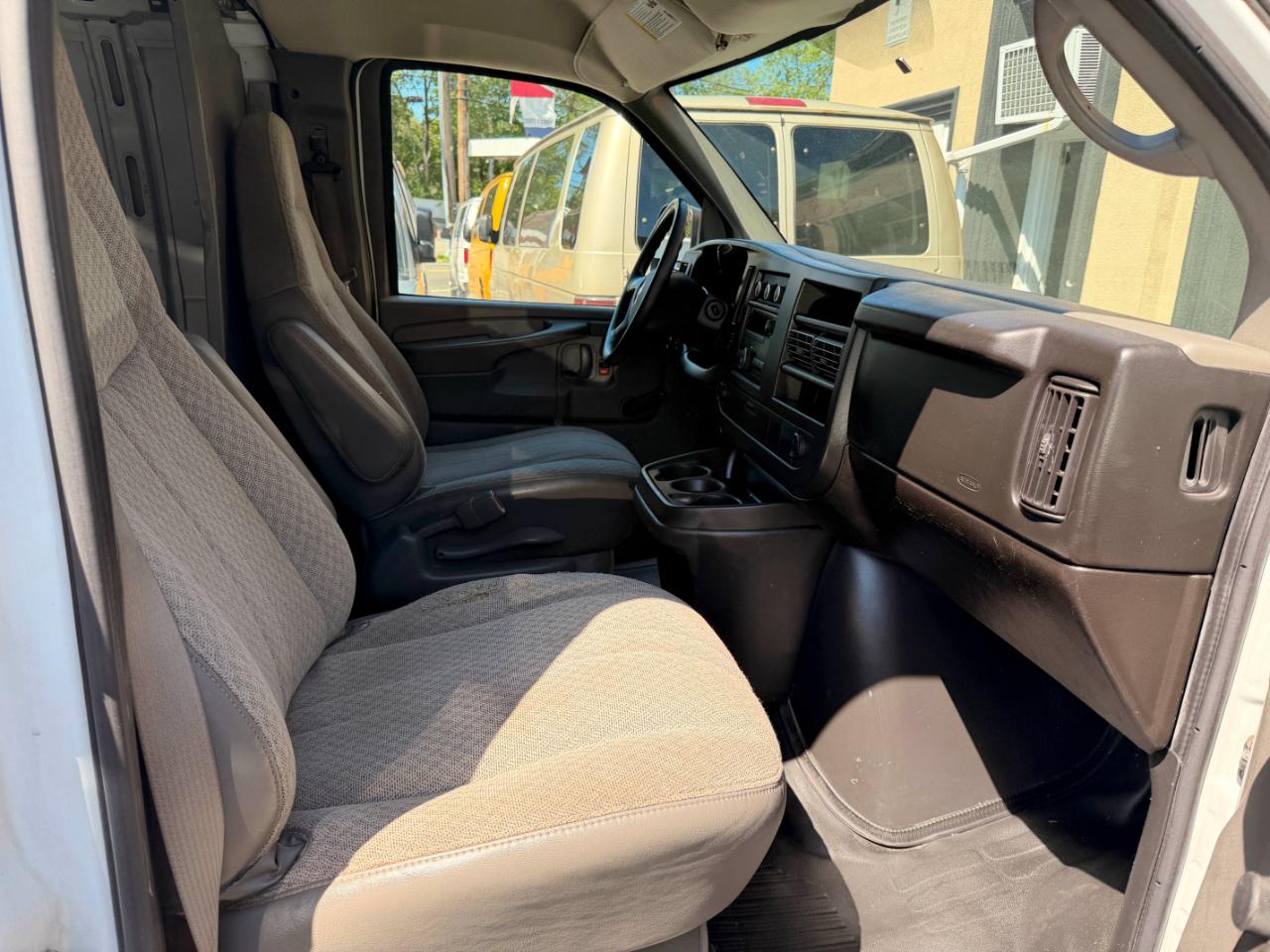 Chevrolet Express 1500 Cargo 2008