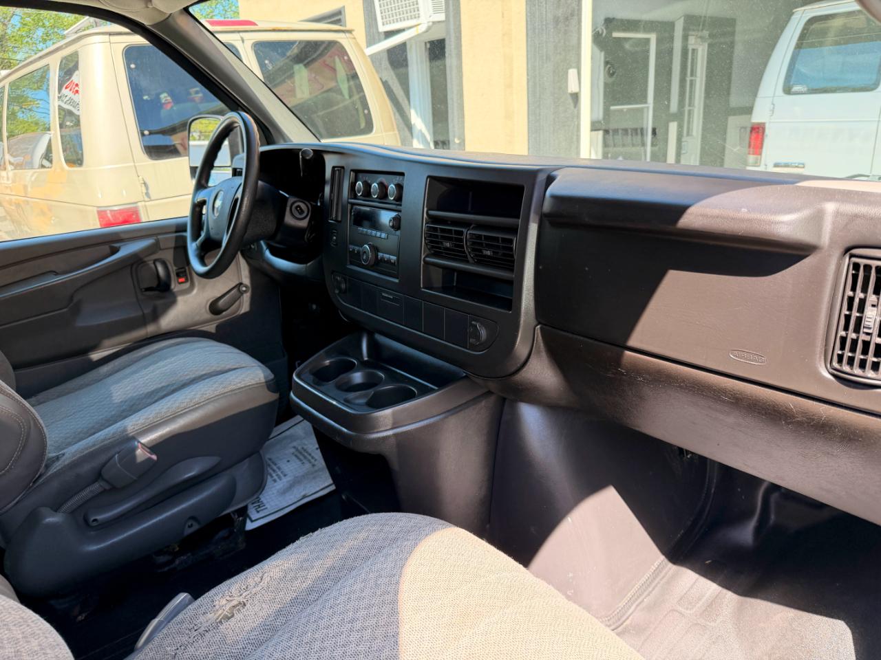 Chevrolet Express 1500 Cargo 2008