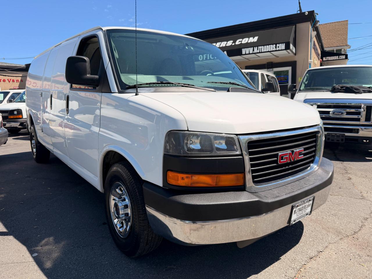 GMC Savana G3500 Extended Cargo 2015