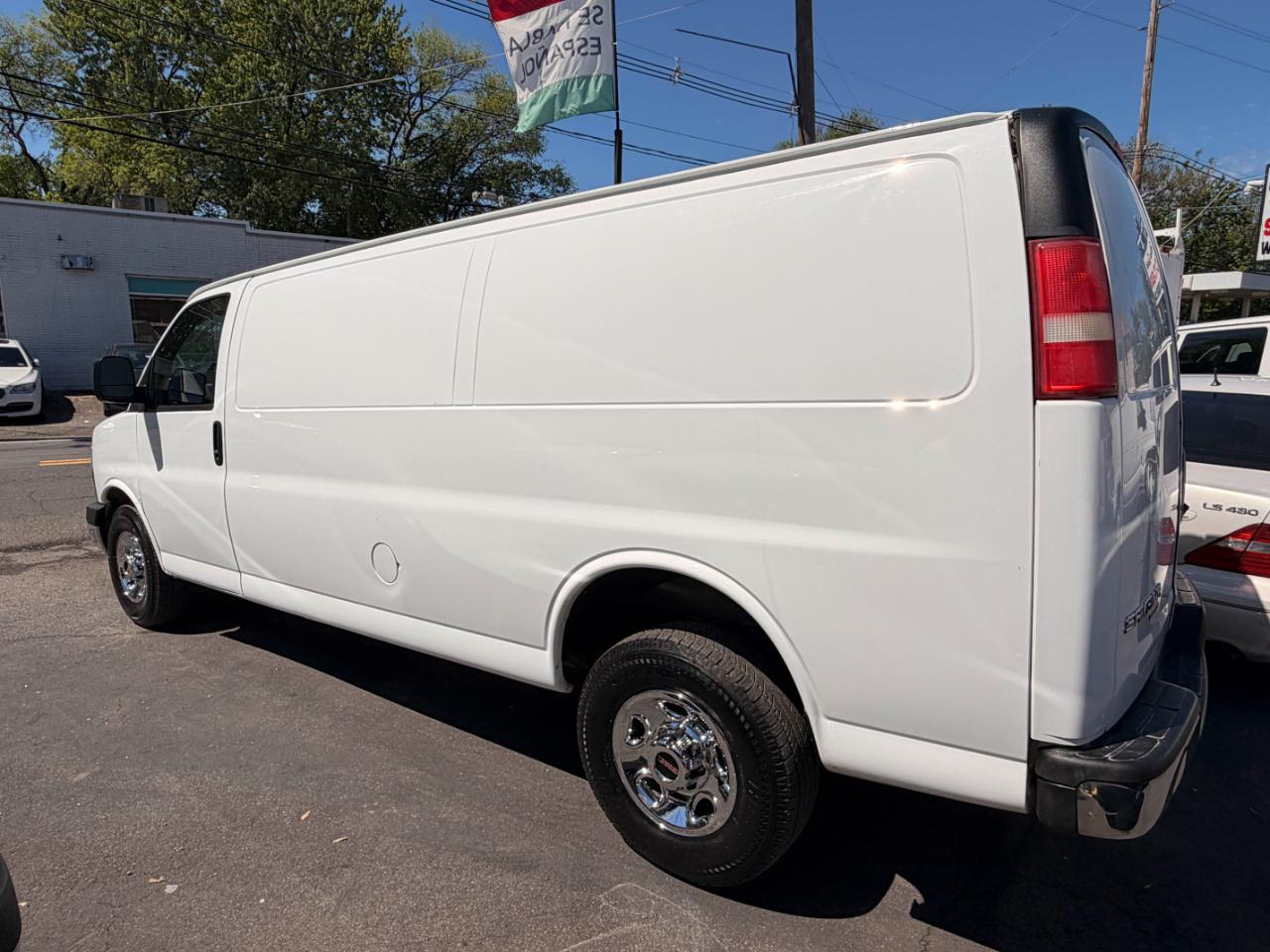 GMC Savana G3500 Extended Cargo 2015