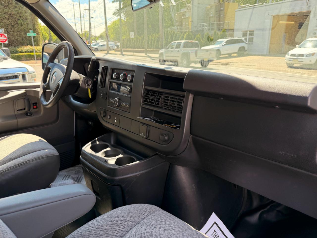 GMC Savana G3500 Extended Cargo 2015