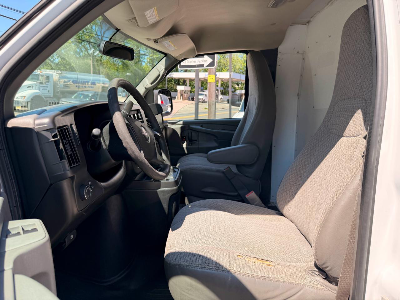 GMC Savana G3500 Extended Cargo 2015