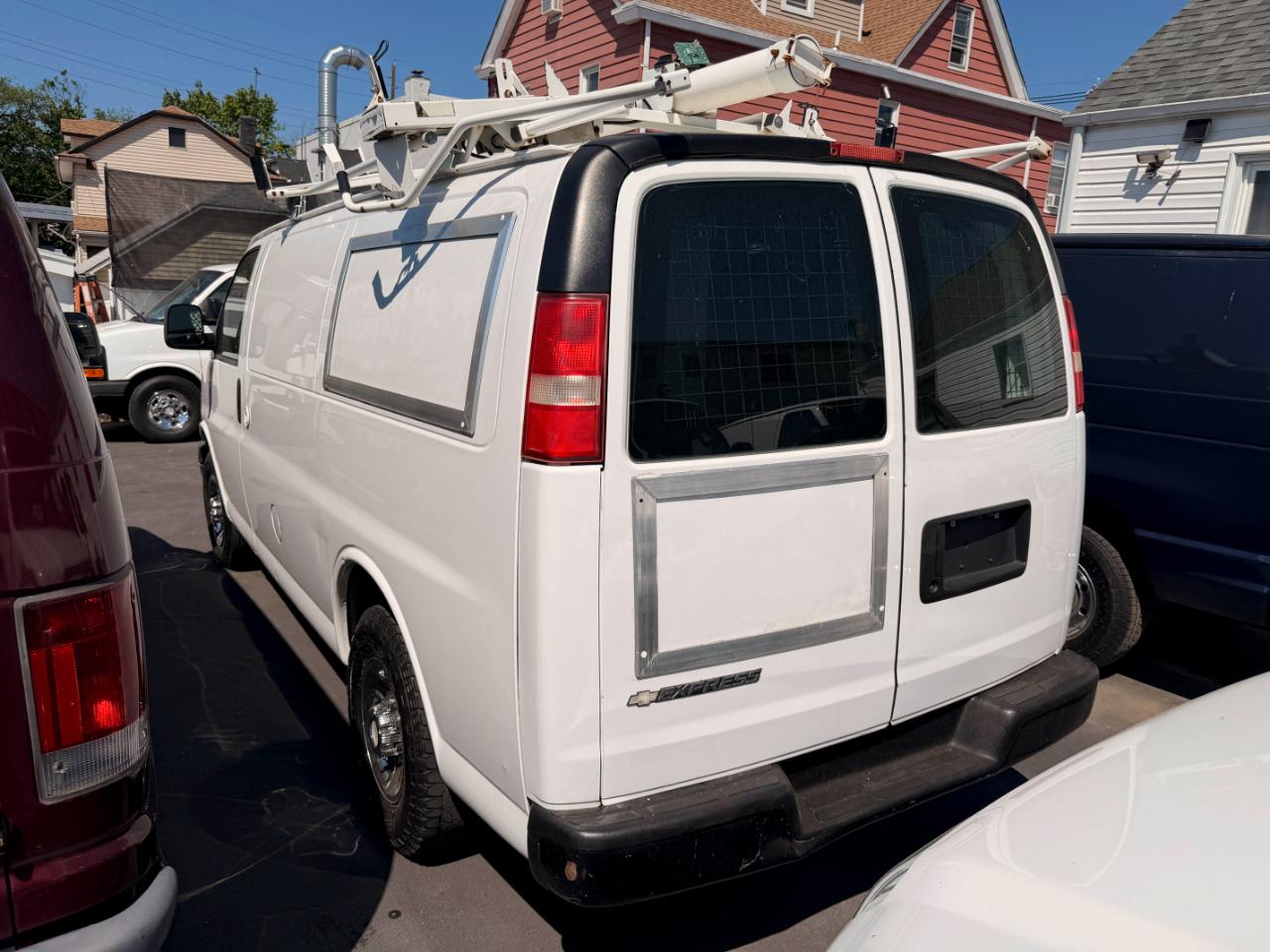 Chevrolet Express 2500 Cargo 2009