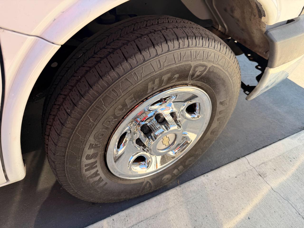 Chevrolet Express 2500 Cargo 2009