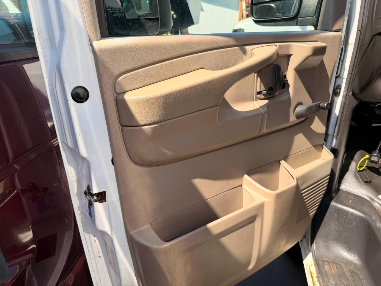 Chevrolet Express 2500 Cargo 2009