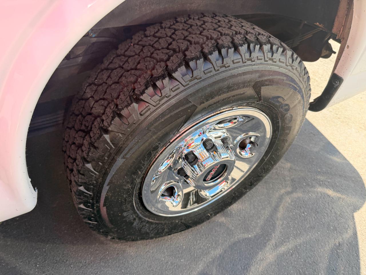 GMC Savana G3500 Cargo 2012