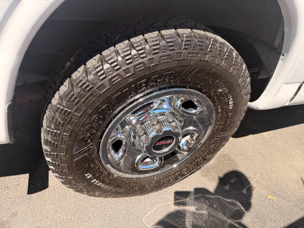 GMC Savana G3500 Cargo 2012