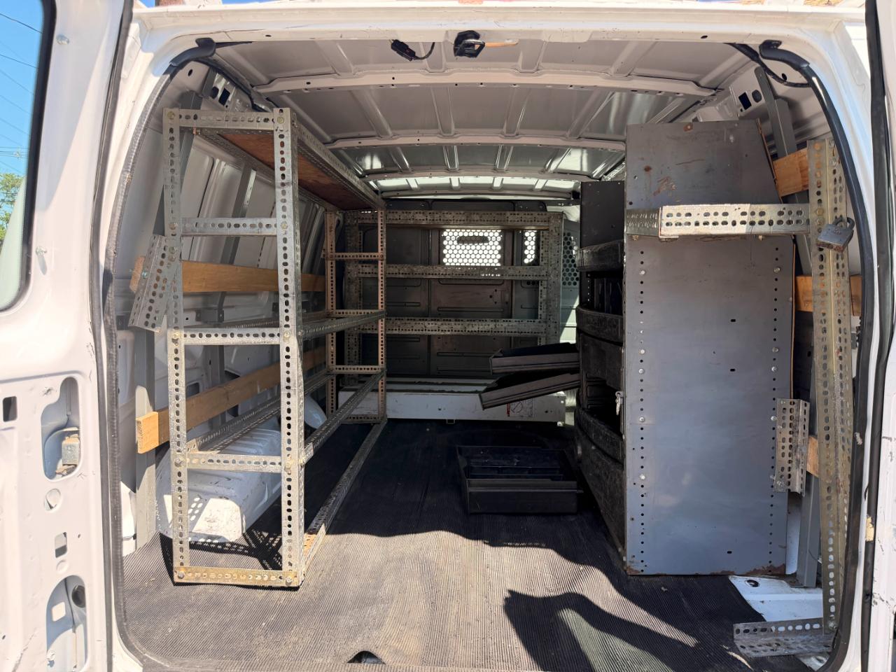 Ford Econoline E-250 2014