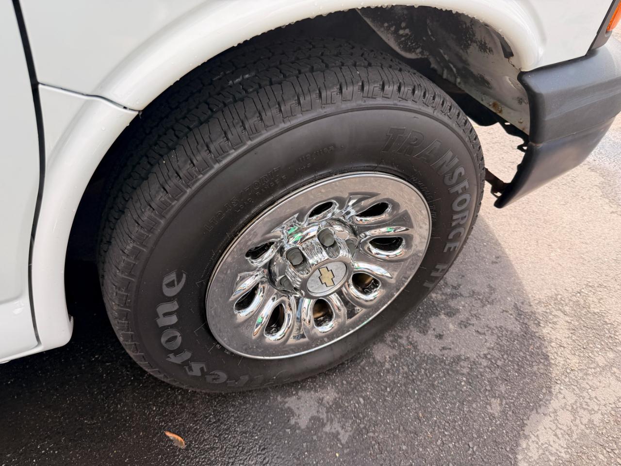Chevrolet Express 1500 Cargo 2012