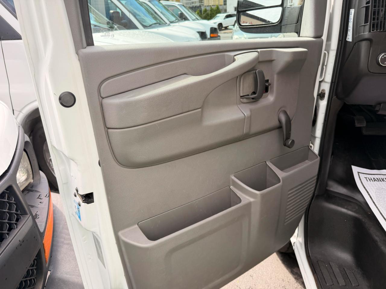 Chevrolet Express 1500 Cargo 2012