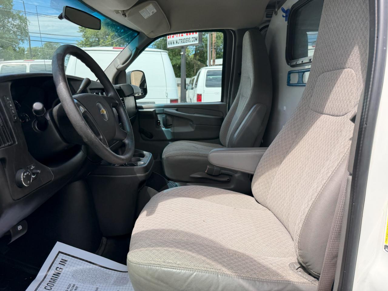 Chevrolet Express 1500 Cargo 2012