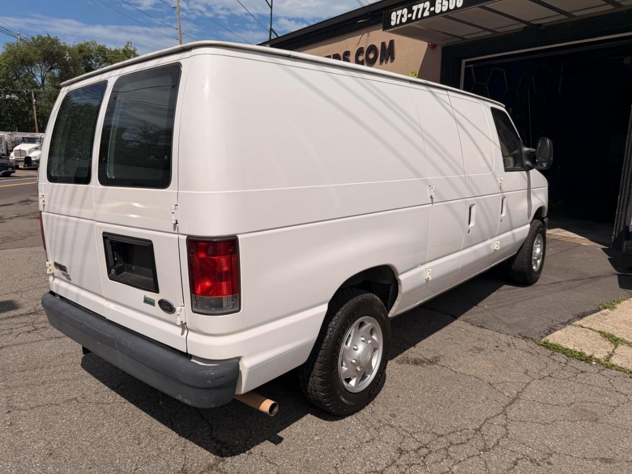 Ford Econoline E-150 2014