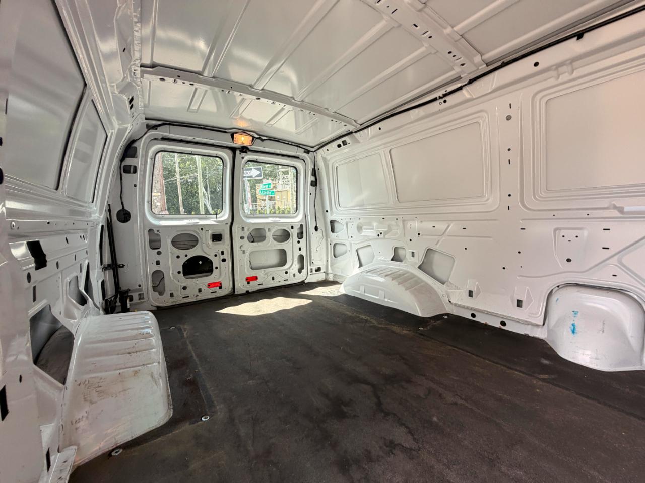 Ford Econoline E-150 2014