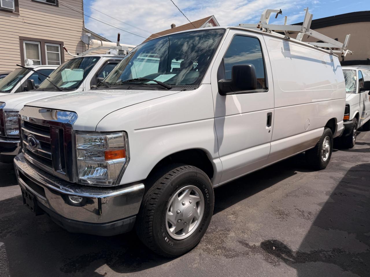 Ford Econoline E-250 2012