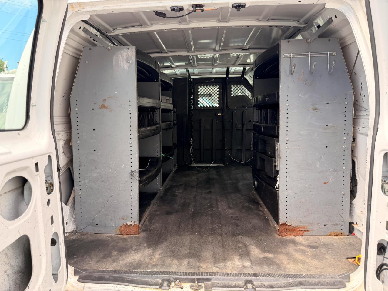 Ford Econoline E-250 2007