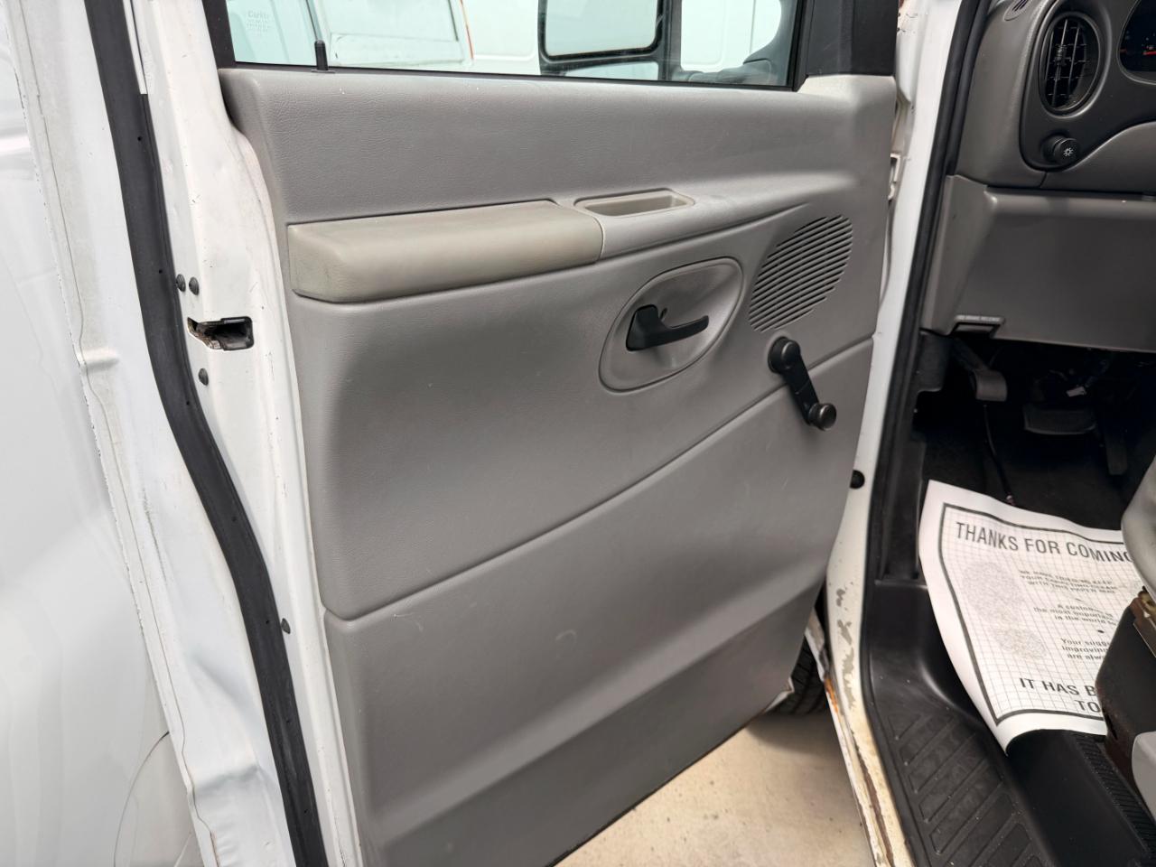 Ford Econoline E-250 2007