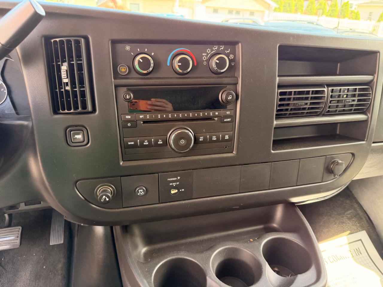 Chevrolet Express LT 3500 2011