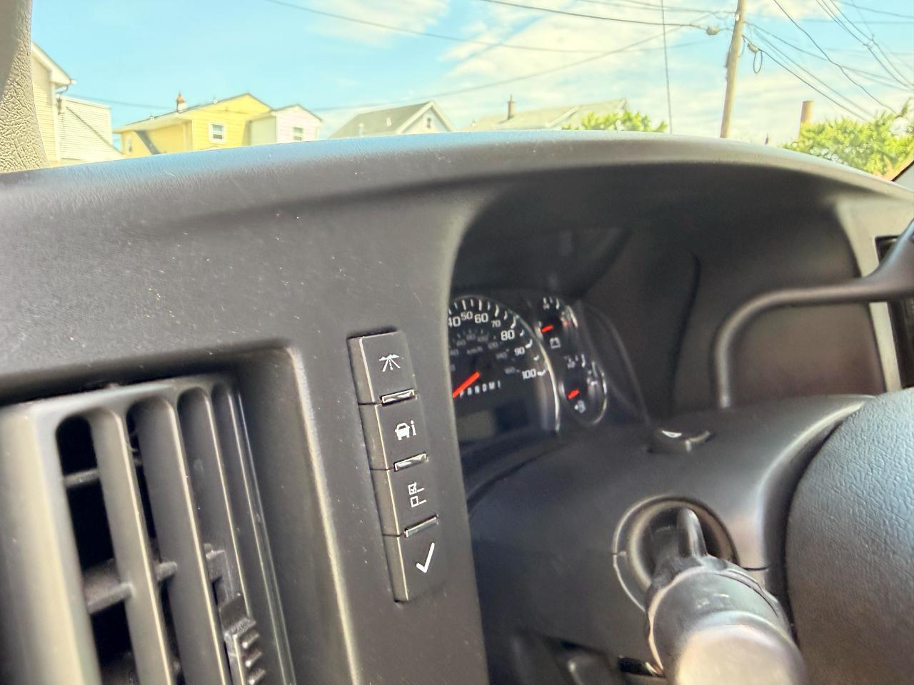 Chevrolet Express LT 3500 2011