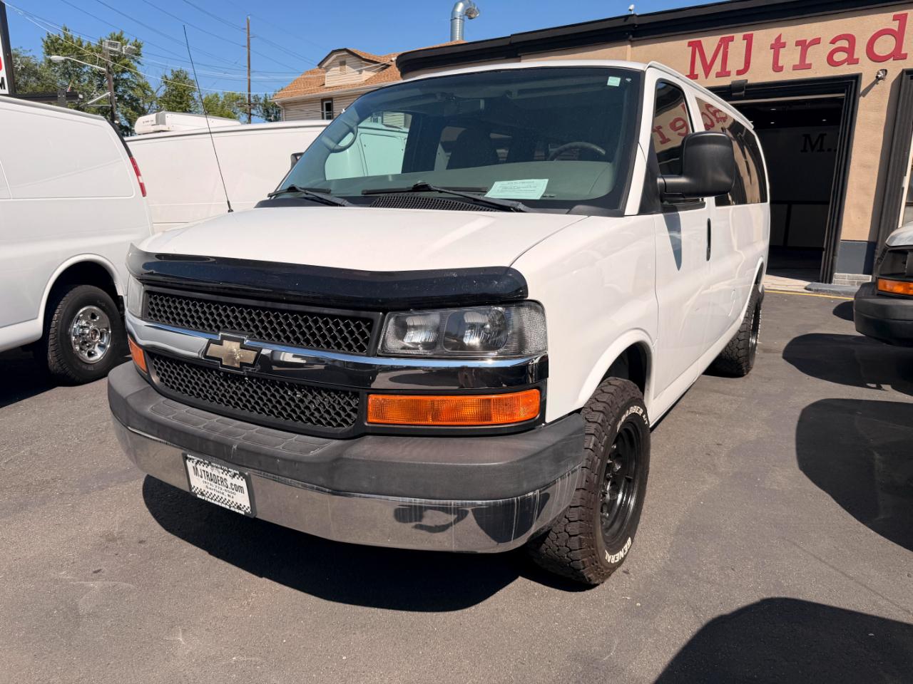 Chevrolet Express LT 3500 2011