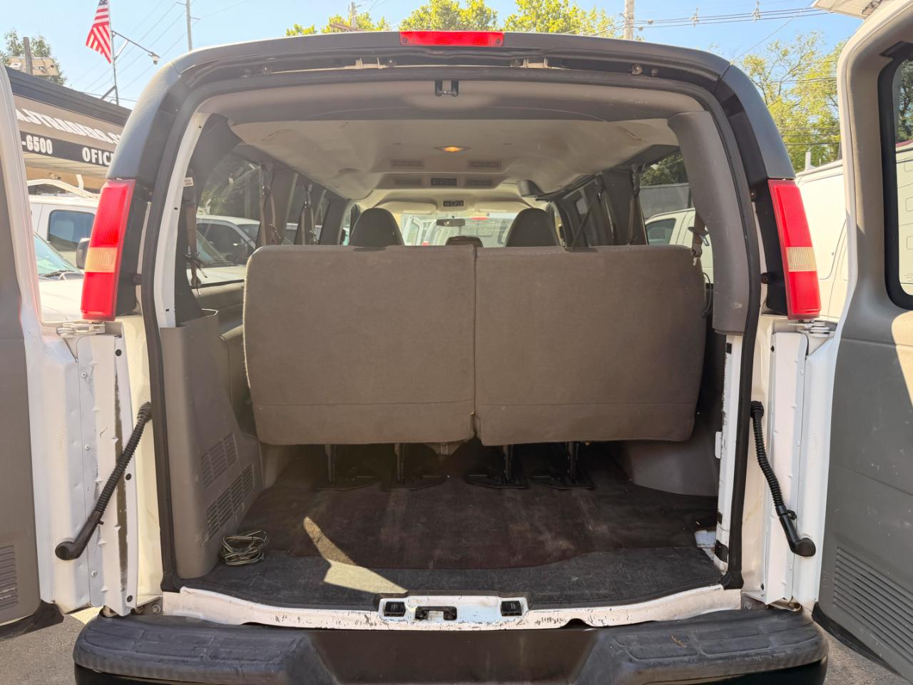 Chevrolet Express LT 3500 2011