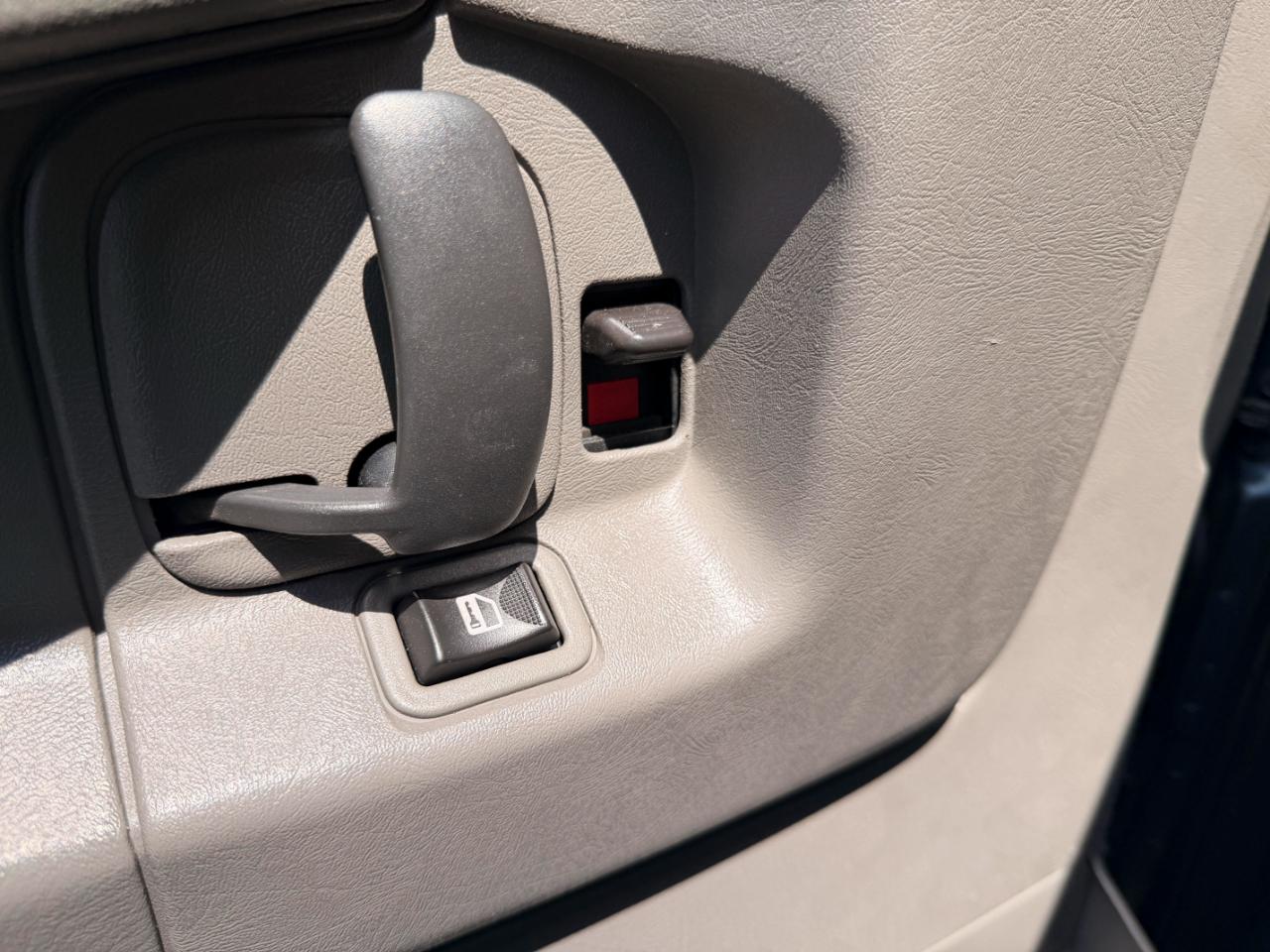 Chevrolet Express LS 2500 2015