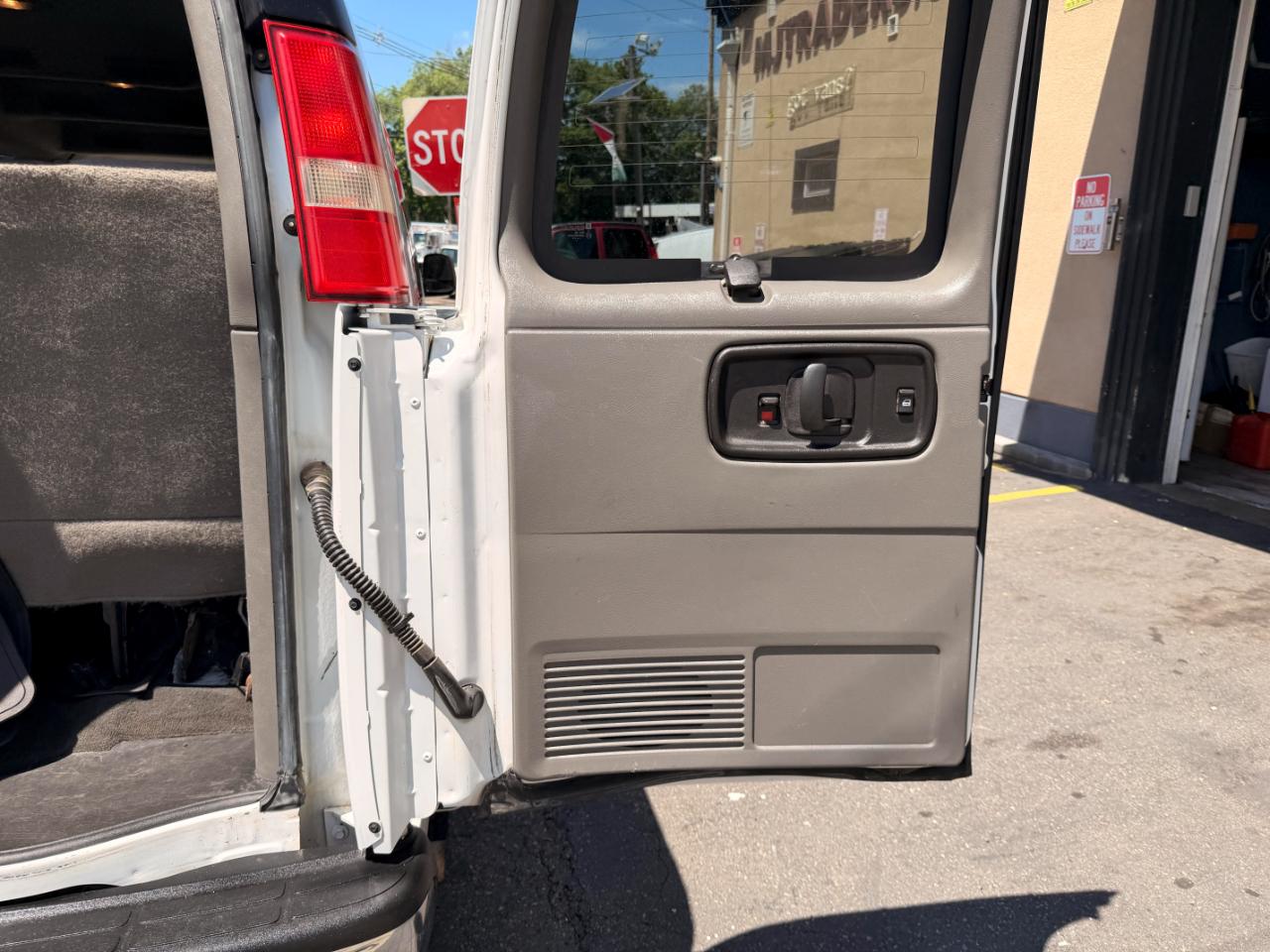Chevrolet Express LT 3500 Extended 2013