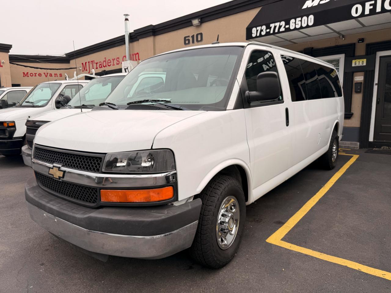 Chevrolet Express LT 3500 Extended 2013