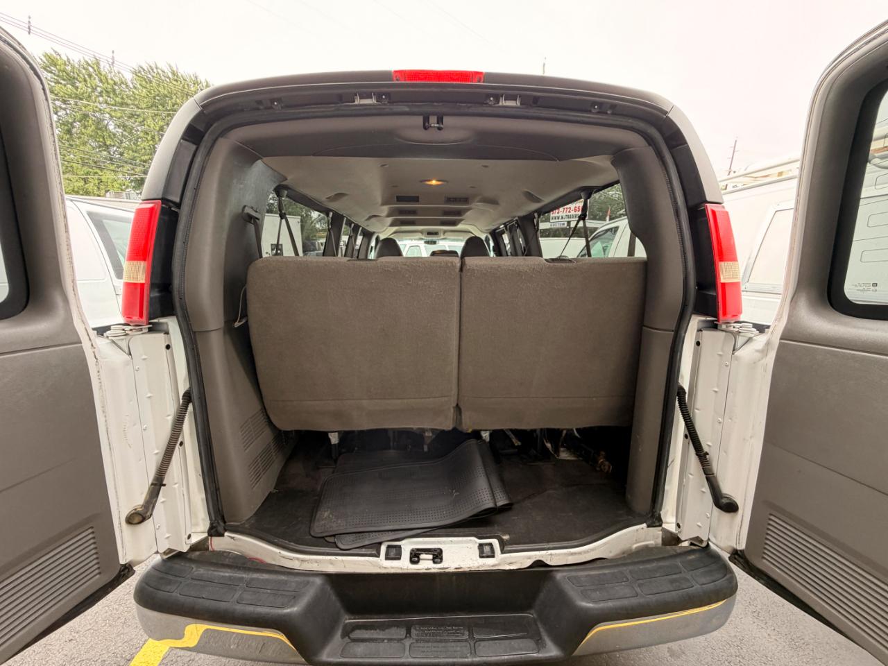 Chevrolet Express LT 3500 Extended 2013