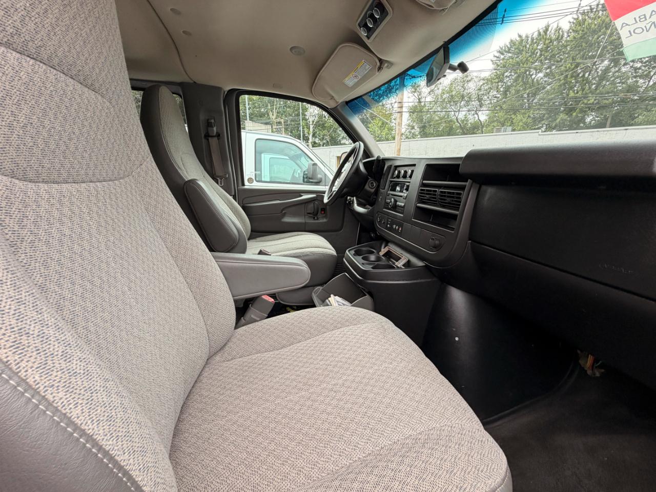 Chevrolet Express LT 3500 Extended 2013
