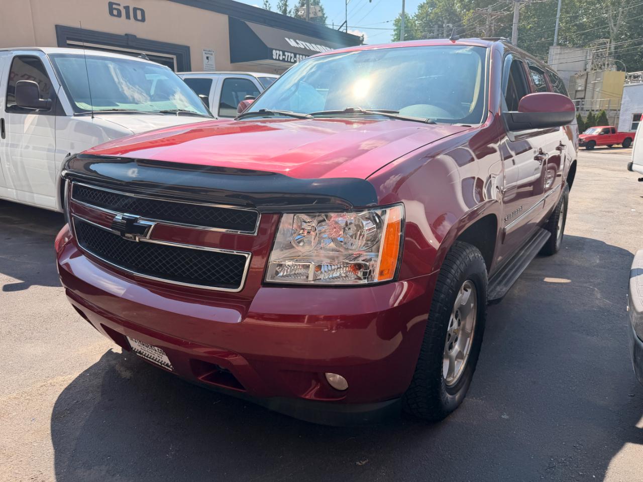 Chevrolet Suburban LT 1500 4WD 2010